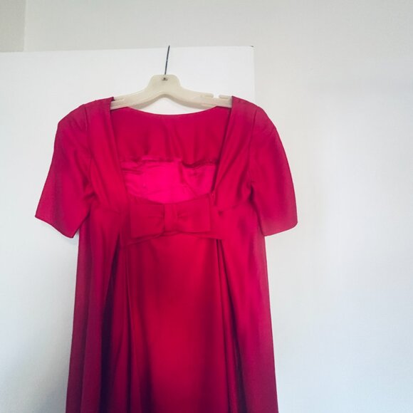 Beautiful Vintage Fuschia Gown - size 6/8 - Picture 3 of 10